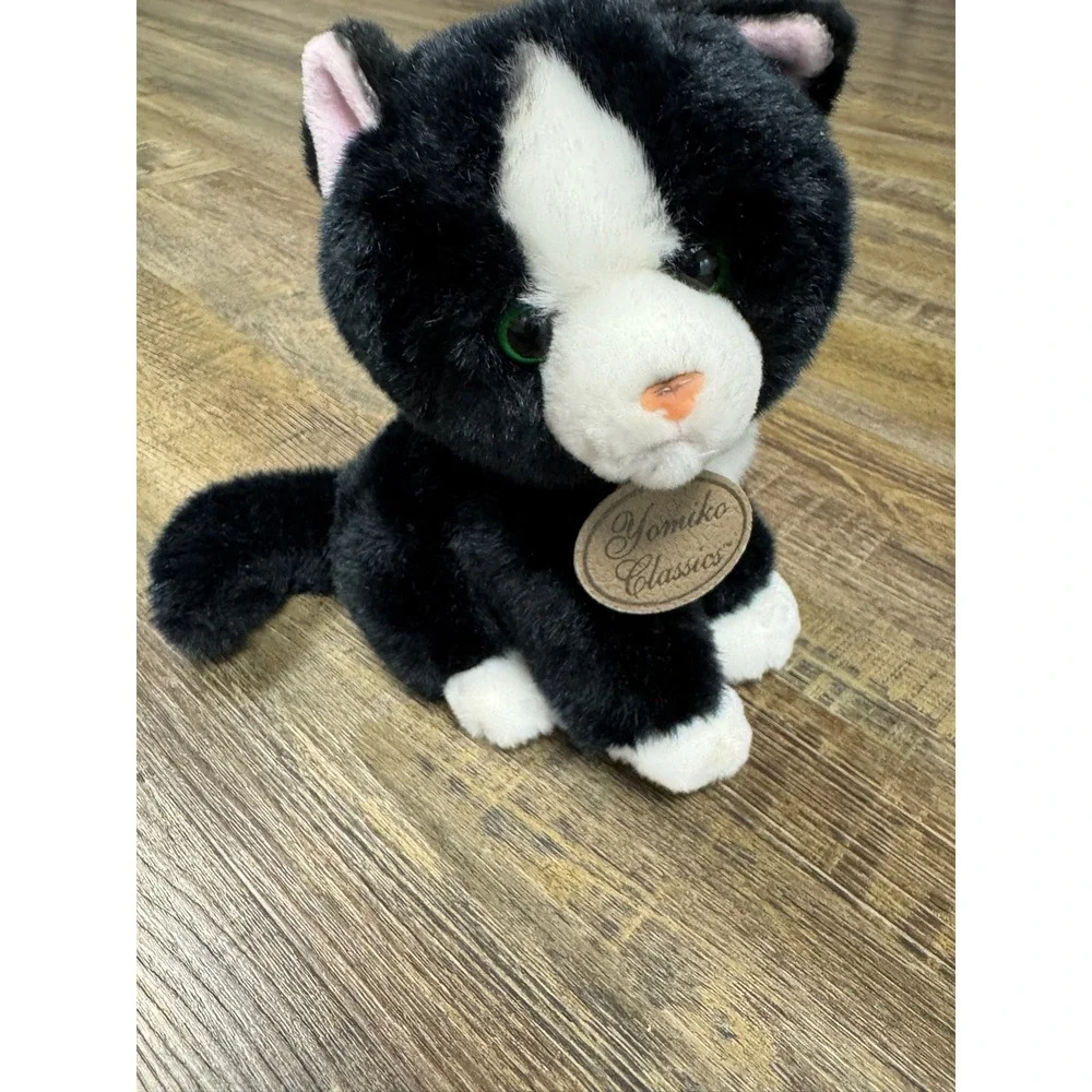 Russ‎ Berrie Yomiko Classics Black White Tuxedo Cat Plush Stuffed Animal 35748